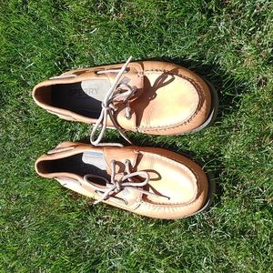 Men's Sperrys Top-Siders - like-new condition. 9M